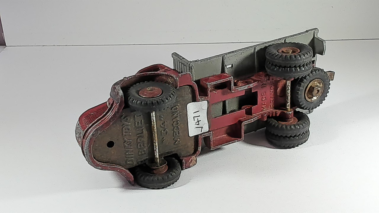 ../content/J4/Berliet Tractor (J471)/images/3.jpg